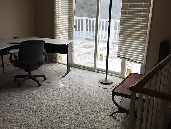 3rd image of 15154 Poppy Meadow St