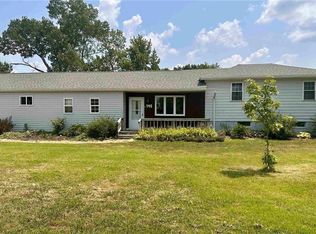 140 N 5th St, New Strawn, KS 66839