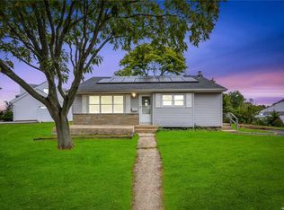 41A Winding Rd, Hicksville, NY 11801