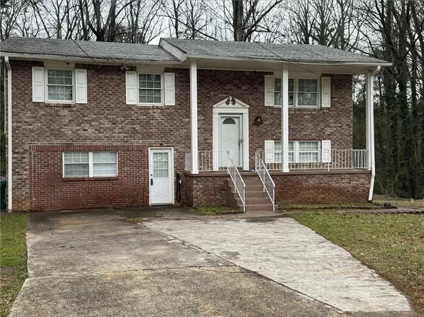 956 Slash Pine Rd Unit 2, Forest Park, GA 30297