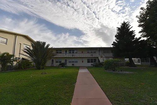 112 Salisbury E #E Photo 1