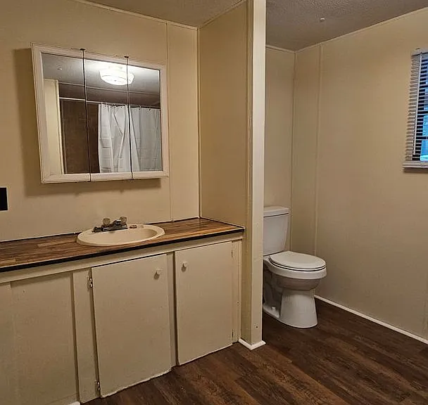 108 Davis Rd E — Photo 22