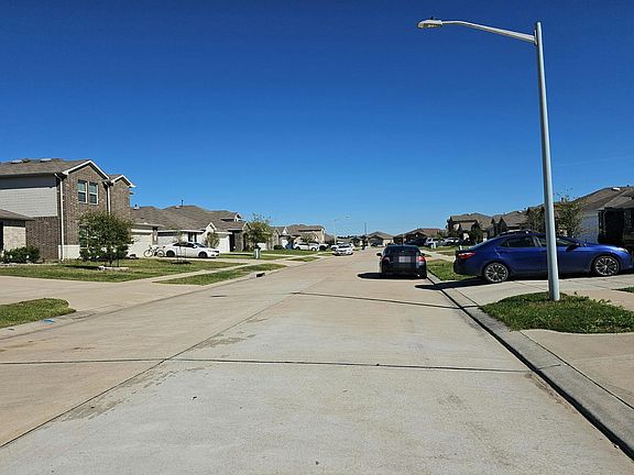 4th image of 18361 Timbermill Ln