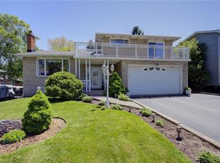 2344 Brinell Ave, Burlington, ON L7R 3P5