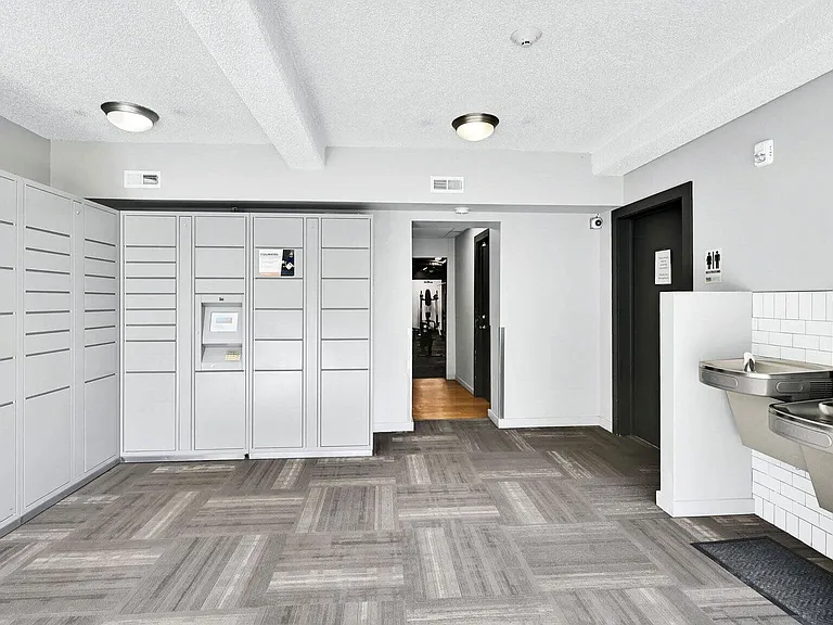 Park Capitol Apartment Homes — Photo 13