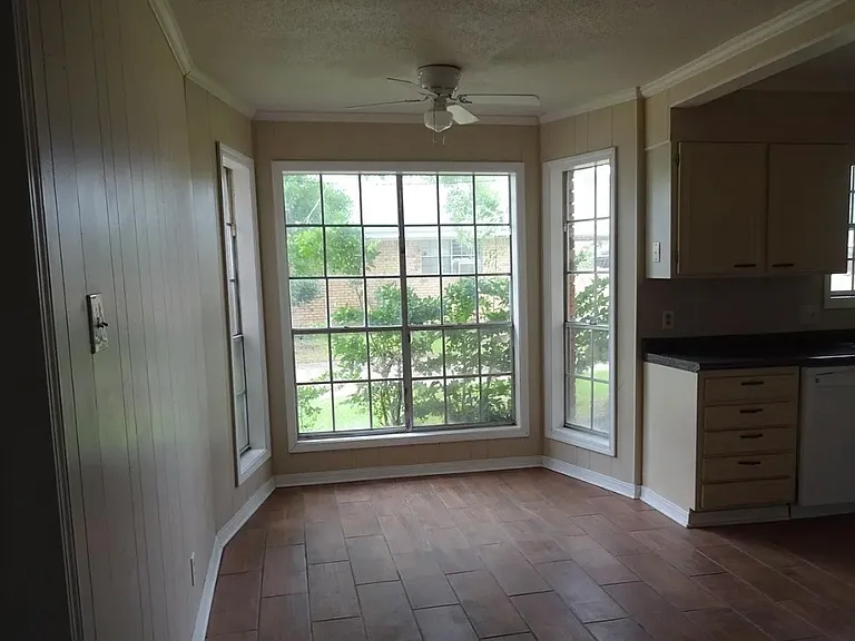 23 Magnolia Dr — Photo 9