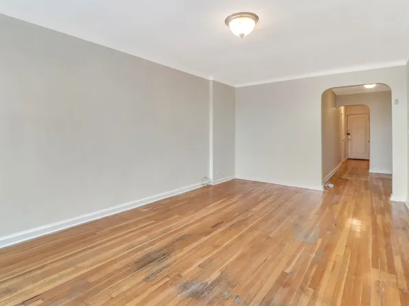 359 Ovington Avenue image 6 of 19