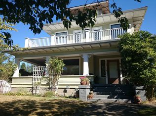 956 21st Ave E, Seattle, WA 98112