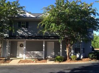 17 Allenwood Ln, Greer, SC 29650