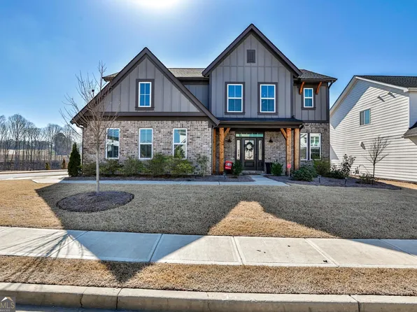 771 Michigan Cir, Hoschton, GA 30548