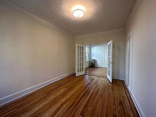 4th image of 45-37 41st St #F
