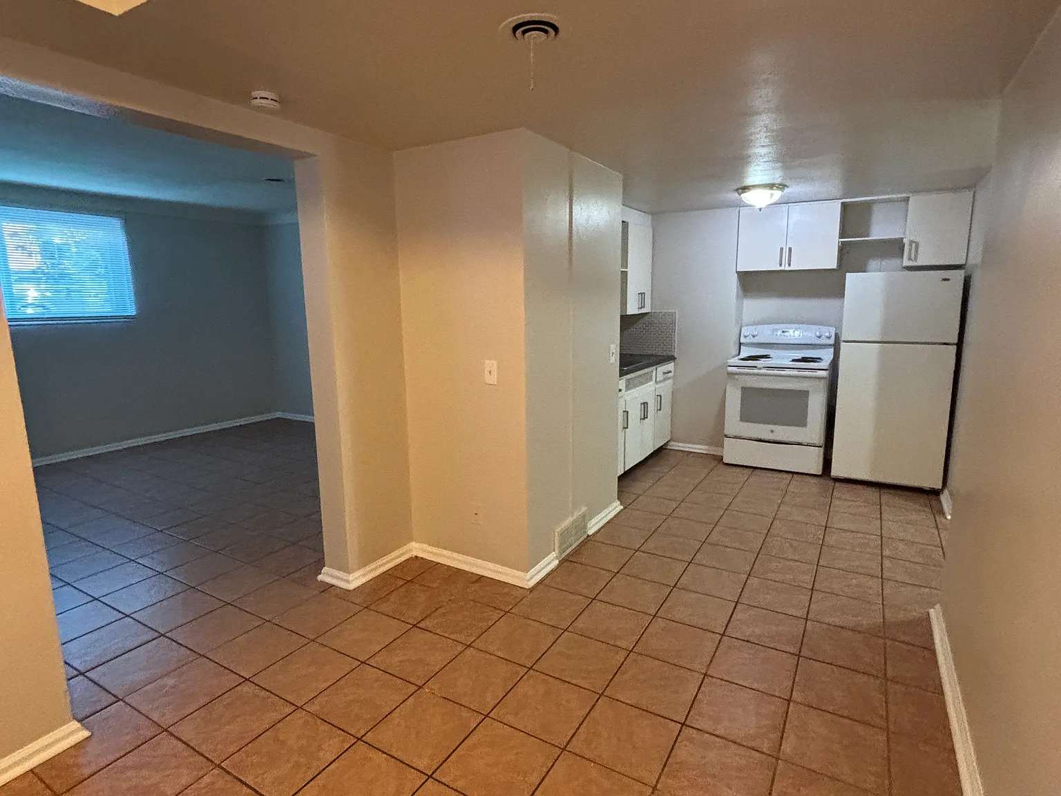 1 bed, $735 — Photo 2