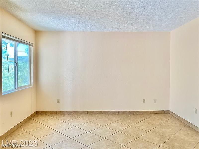 2741 Eldora Cir APT D, Las Vegas, NV 89146 Zillow