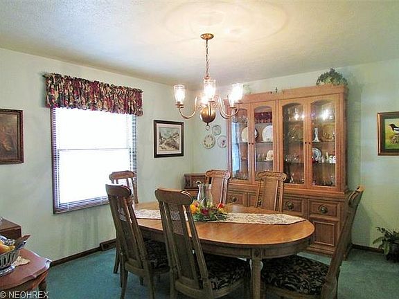 3rd image of 6824 Cheryl Ann Dr