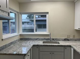 129 Hawthorne Ave, Palo Alto, CA 94301