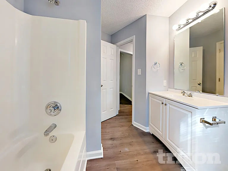 1206 Grass Meadows Ct — Photo 15