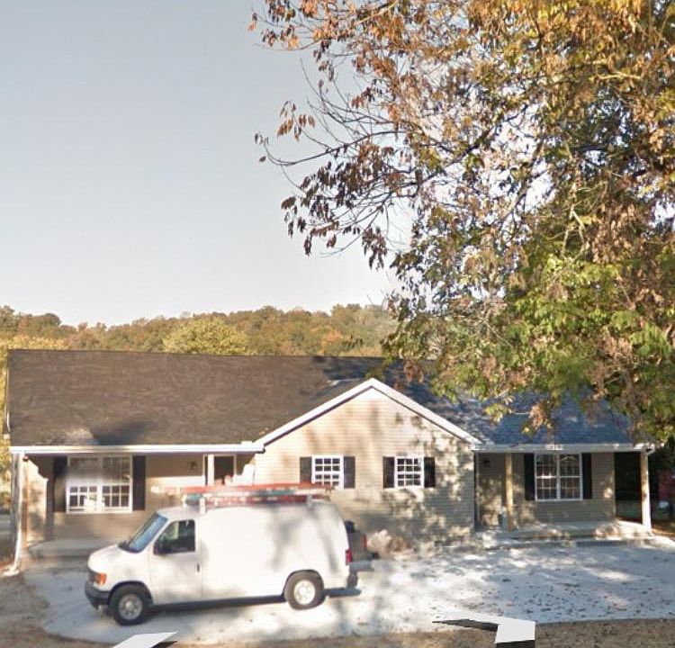 1st image of 242 Redwood Cir #102