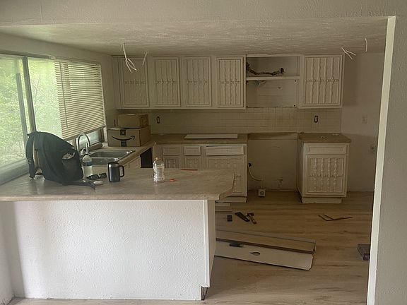 2nd image of 1321 Windy Meadow Dr