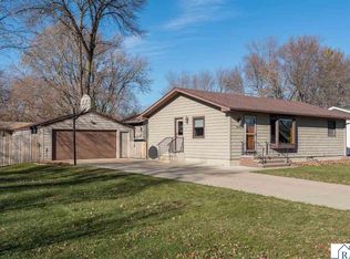 1444 Howard St, Saint Peter, MN 56082