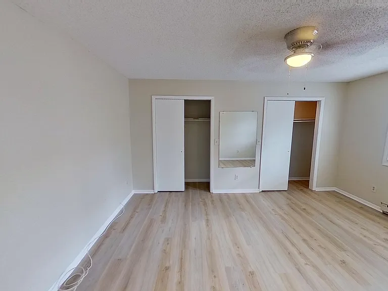 35 Parkwood St #2 — Photo 16