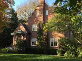 3028 Georgian Ct, Lincoln, NE 68502
