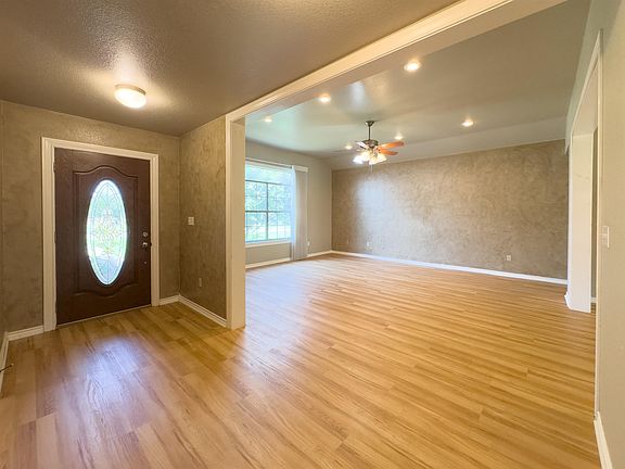 3rd image of 1202 E Wallace Street