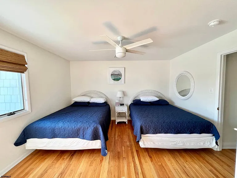 24 Ocean Dr W — Photo 34