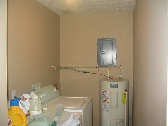 Separate Utility Rm 9x5