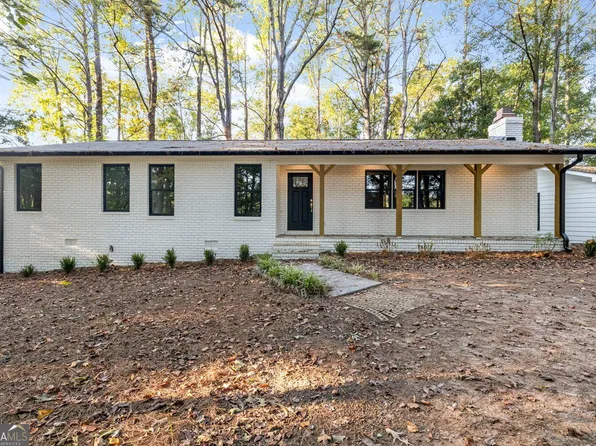 6309 Putnam Ford Dr, Woodstock, GA 30189