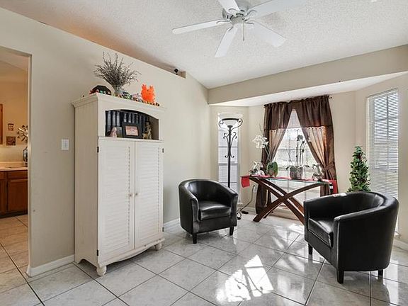 3rd image of 656 Gazelle Dr