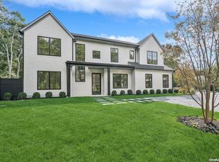 58 Old Fish Cove Rd, Southampton, NY 11968