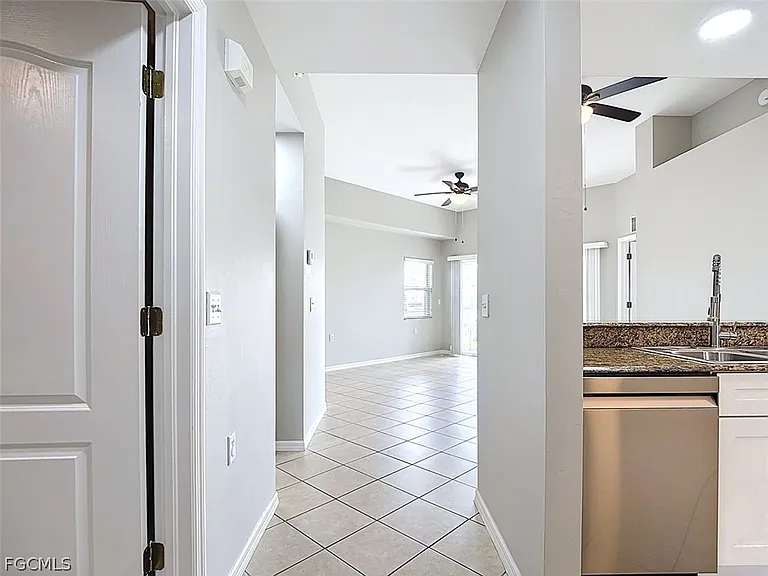 12151 Summergate Cir #R101 — Photo 6