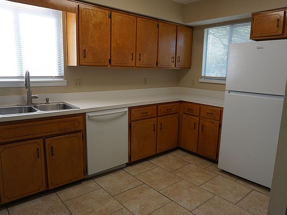 4th image of 11667 Dunes Way Dr N