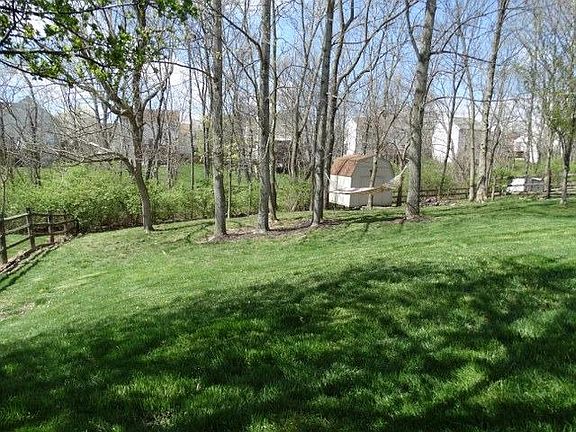 2nd image of 7432 Cumberland Cir