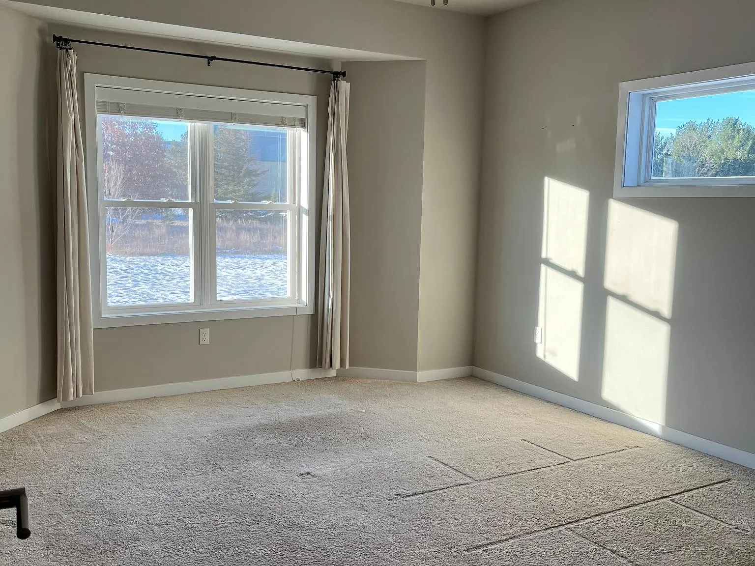 3 bed, 1883 sqft, $1,950 — Photo 4
