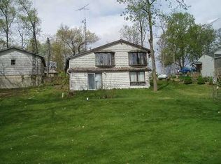 6445 N 300 E, Howe, IN 46746