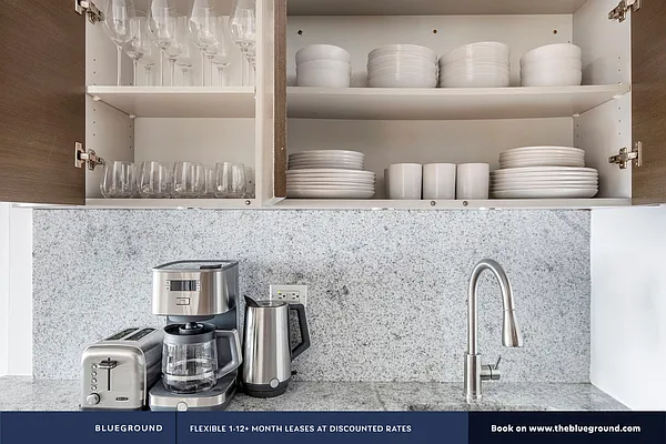 Rented by The Blueground | media 74