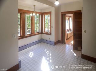 4526 Beach Dr SW UNIT 1, Seattle, WA 98116