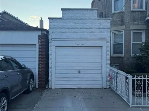 3517 Avenue I, Brooklyn, NY 11210