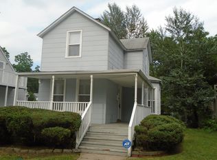 3143 Peoria St, Steger, IL