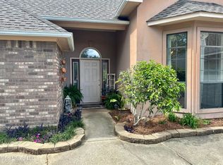 422 Brighton Ct, Brandon, MS 39047