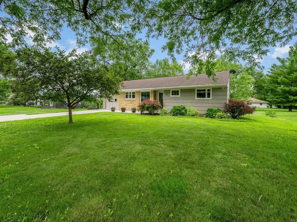 47 Skyline Dr, Skyline, MN 56001
