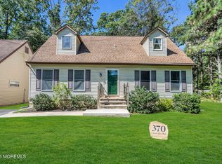 370 Cassville Rd, Jackson, NJ 08527