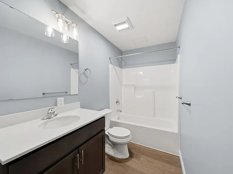 115 S Main St #201 — Photo 9