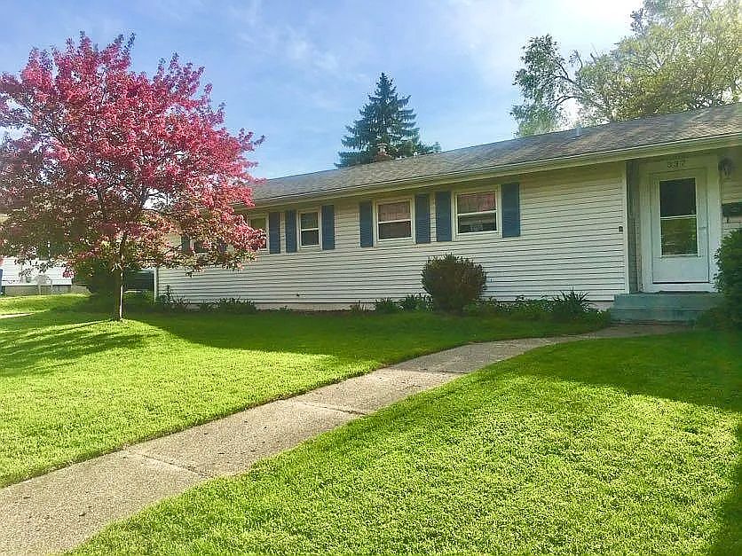 1st image of 337 Wallinwood Ave NE
