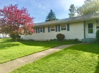 337 Wallinwood Ave NE, Grand Rapids, MI 49503
