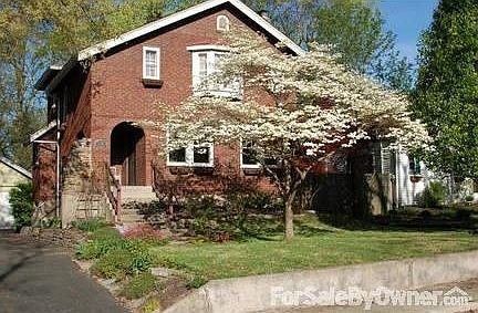 1641 Mears Ave
						:
						Front view w/ beautiful flowering trees, Japanese maple and mature landscaping