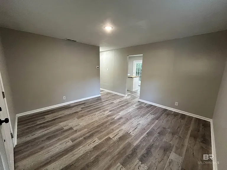 1159 Anders Dr — Photo 6