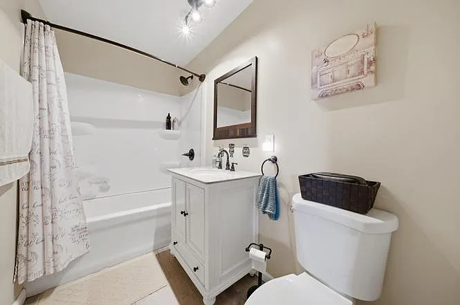 8411 S Knox Ave — Photo 19