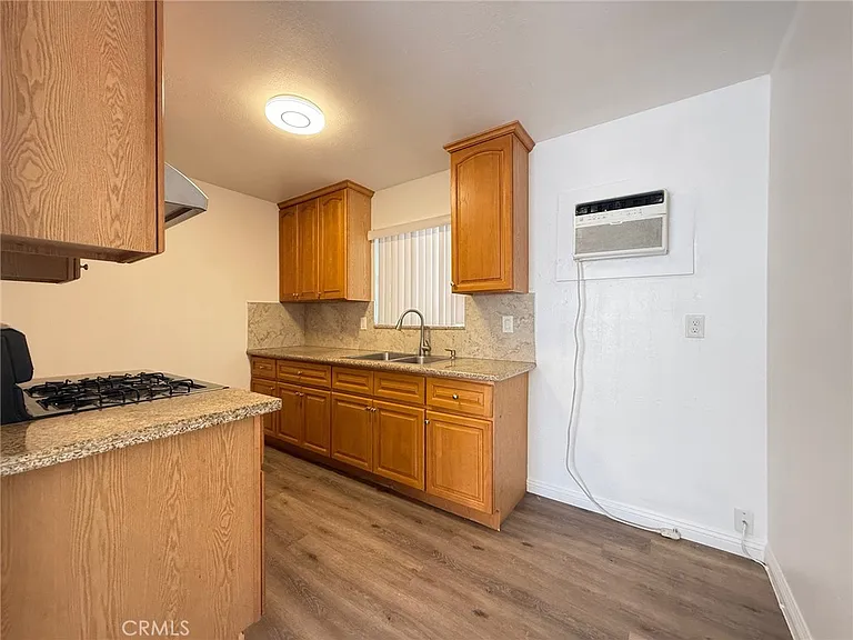 5152 San Bernardino St — Photo 6